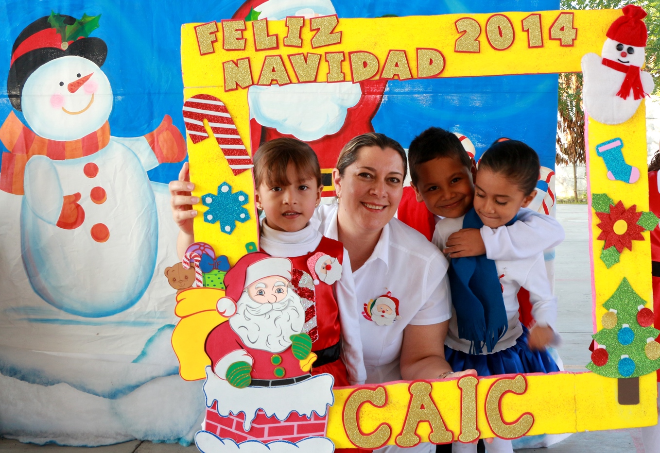 Convive Vero con niños del CAIC por fiestas decembrinas