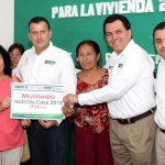 Distribuye Pablo apoyos para mejoramiento de vivienda 2014