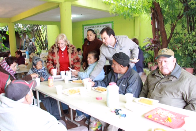 Cumple PRI Victoria con atención de adultos mayores Cumple PRI Victoria con atención de adultos mayores