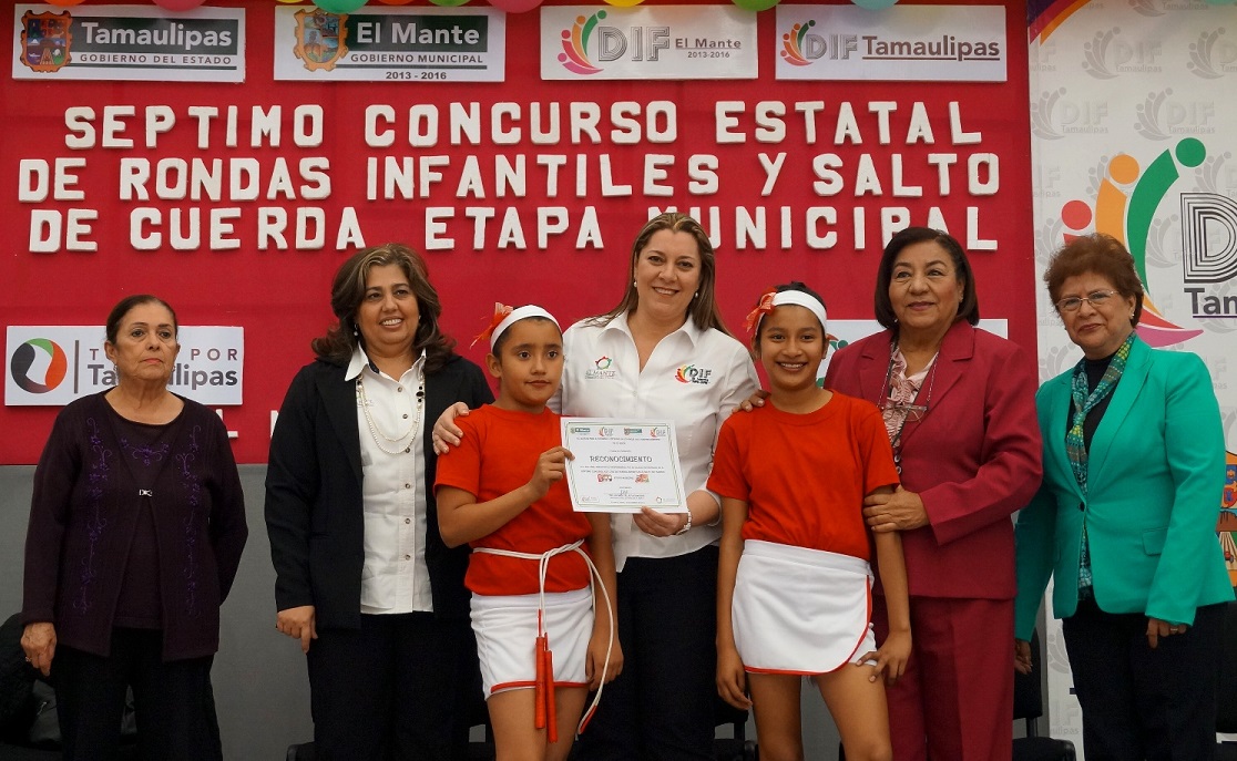Preside Verónica 7º Concurso de Rondas y Salto de Cuerda