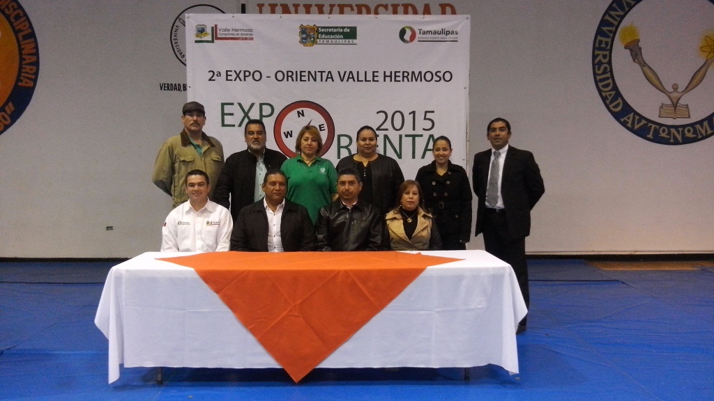 Se realiza en Valle Hermoso 2º Expo-Orienta 2015 “Ven, conoce y decide tu futuro”.