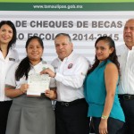 Gobierno del Estado y municipio reconocen el esfuerzo y talento de alumnos destacados