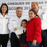 Gobierno del Estado y municipio reconocen el esfuerzo y talento de alumnos destacados