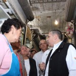 Acude Gustavo Torres a mercados municipales a dialogar con oferentes