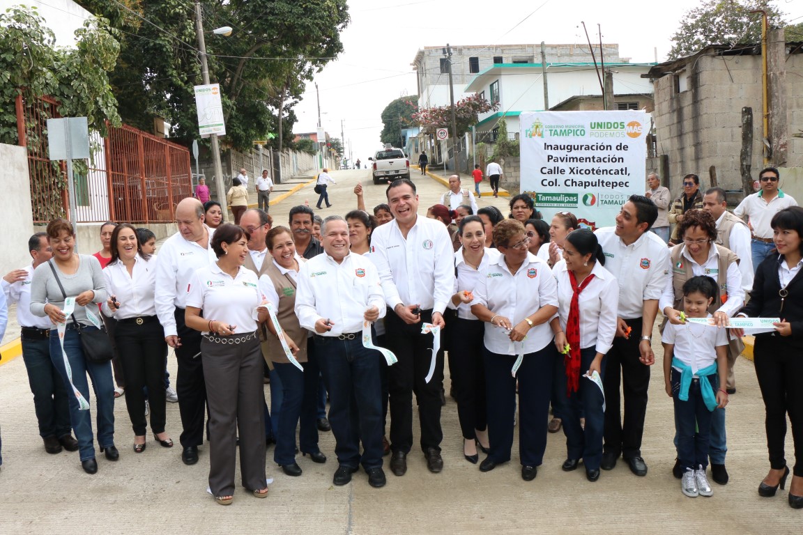 “Calle por calle, sumaremos kilómetros de vialidades nuevas que facilitarán la movilización peatonal y vehicular’’: Gustavo Torres