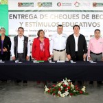 Programas de becas estatales incentivan a nuestra niñez: Pablo