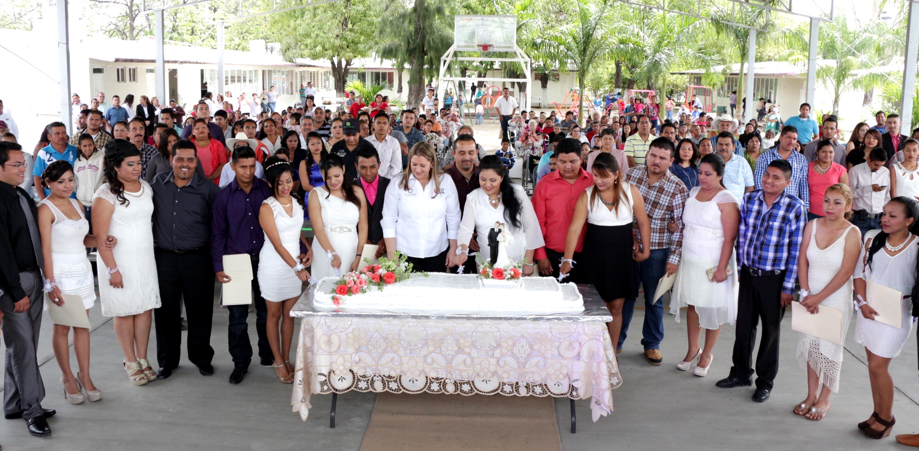 Campaña de Matrimonios Colectivos beneficia a más de 80 parejas