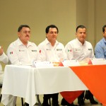 Encabeza Pablo entrega de becas Manutención para la educación superior