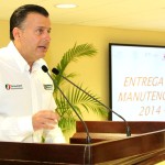 Encabeza Pablo entrega de becas Manutención para la educación superior