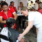 Lleva el DIF brigada médico asistencial a la colonia Victoria