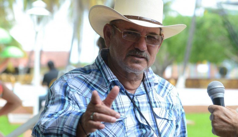 Hipólito Mora también es investigado por secuestro