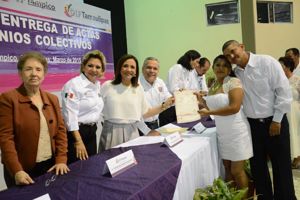 Celebra DIF Tampico Ceremonia de Matrimonios Colectivos