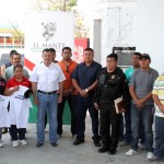 Entrega Pablo uniformes a 23 Cadetes de Seguridad Vial