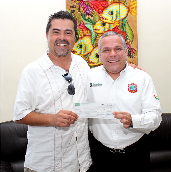 Refrenda Gustavo Torres su compromiso de apoyar a talentos culturales locales