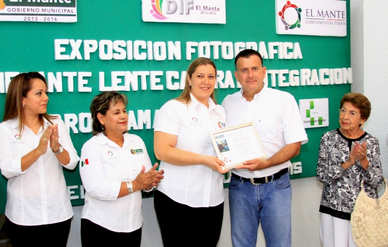 Inauguran Pablo y Verónica Exposición Fotográfica Itinerante