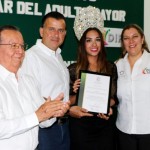 Recibe DIF Mante aportación económica del reinado de la feria