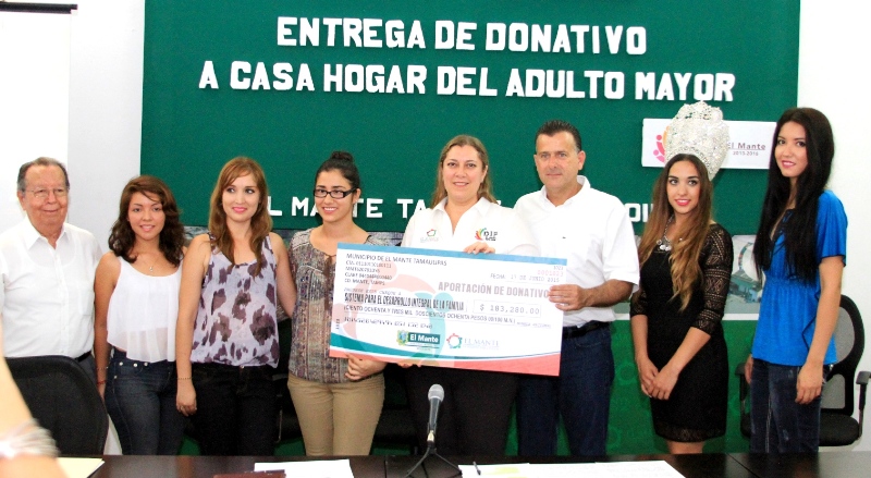 Recibe DIF Mante aportación económica del reinado de la feria