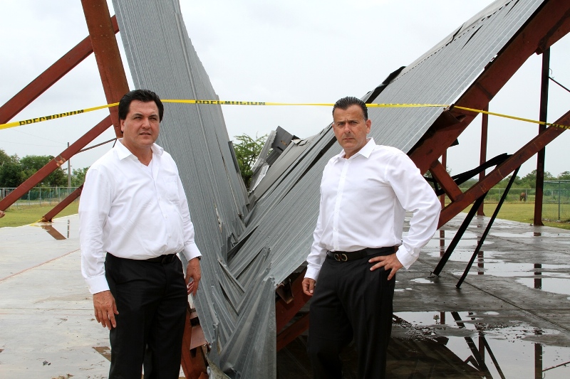 Supervisa Pablo daños en techado de telesecundaria “Justo Sierra”