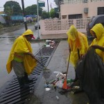 Intensifica el Gobierno de Tampico limpieza en canales a cielo abierto