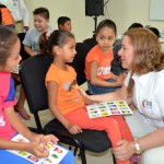 Convive Verónica con niños del Campamento de Verano 2015