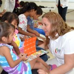 Convive Verónica con niños del Campamento de Verano 2015