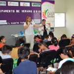 Convive Verónica con niños del Campamento de Verano 2015