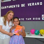 Convive Verónica con niños del Campamento de Verano 2015