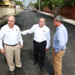 Supervisa Gustavo Torres Salinas obras de reencarpetado en la colonia Petrolera