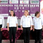 Preside Verónica ceremonia de fin de cursos del CAIC