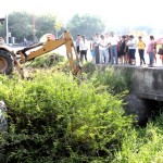 Supervisa Pablo acciones de limpieza y desazolve en Dren de la Colectiva