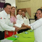 Concluyen 500 personas, cursos del CEDIF