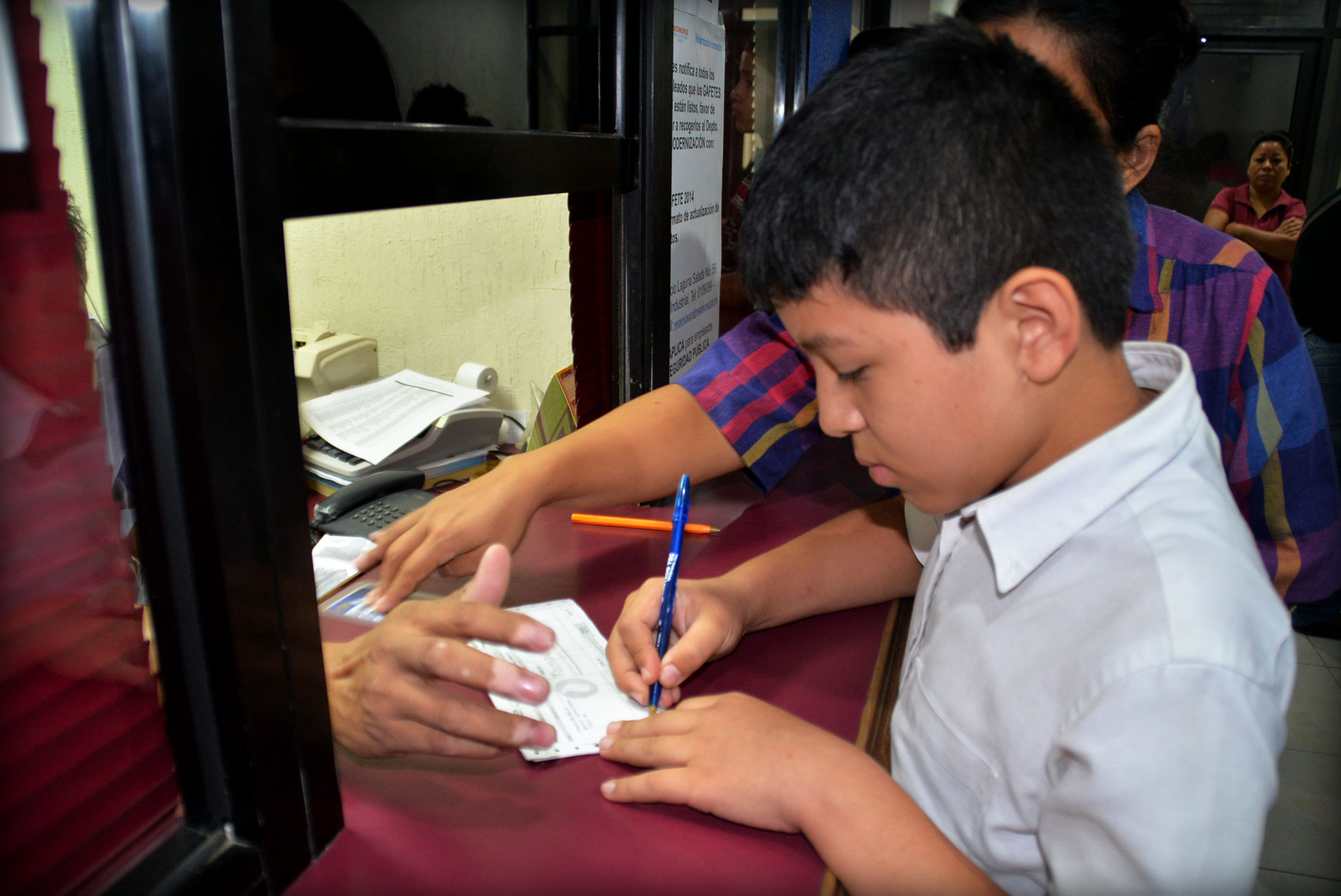 El apoyo a los estudiantes es prioridad para el gobierno de Lety Salazar