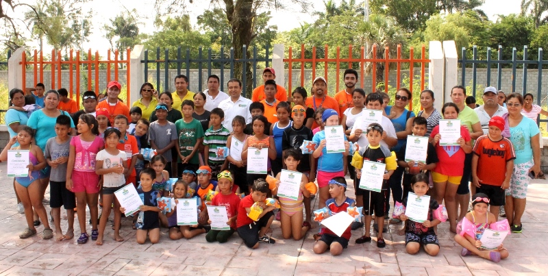 Clausuran Campamento de Verano de Natación 2015 en La Difusora