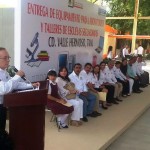 Equipa Egidio Torre Cantú talleres y laboratorios de 180 escuelas