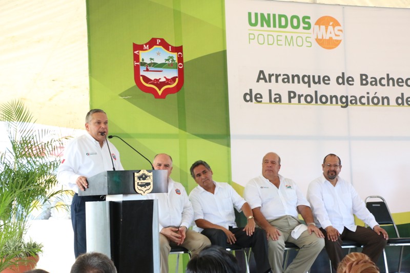 Da inicio Gustavo Torres obras de reencarpetado en la prolongación de la avenida Hidalgo