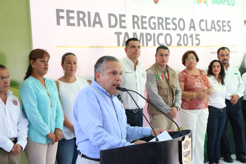 Pone en marcha el Ayuntamiento de Tampico y Profeco la Feria Regreso a Clases Tampico 2015