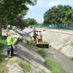 Intensifica Ayuntamiento de Tampico limpieza en canales pluviales y espacios públicos