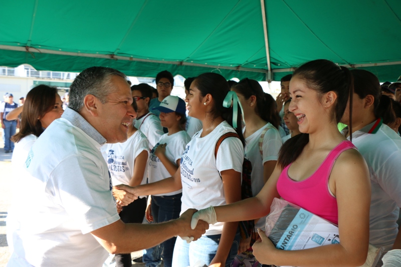 Encabeza Gustavo Torres actividades del Día Internacional de Limpieza de Costas y Cuerpos de Agua 2015
