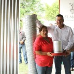 Contribuyen Estado y Municipio al desarrollo de familias rurales