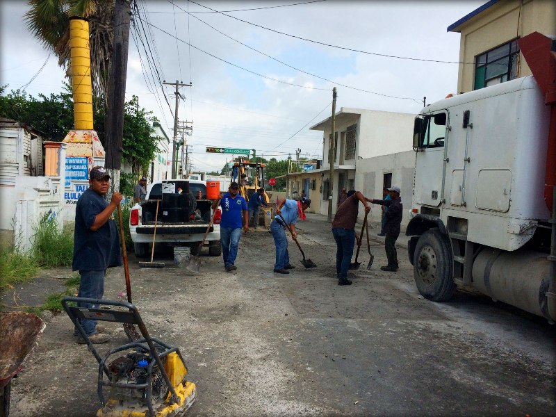 Instruye Lety Salazar programa emergente de bacheo