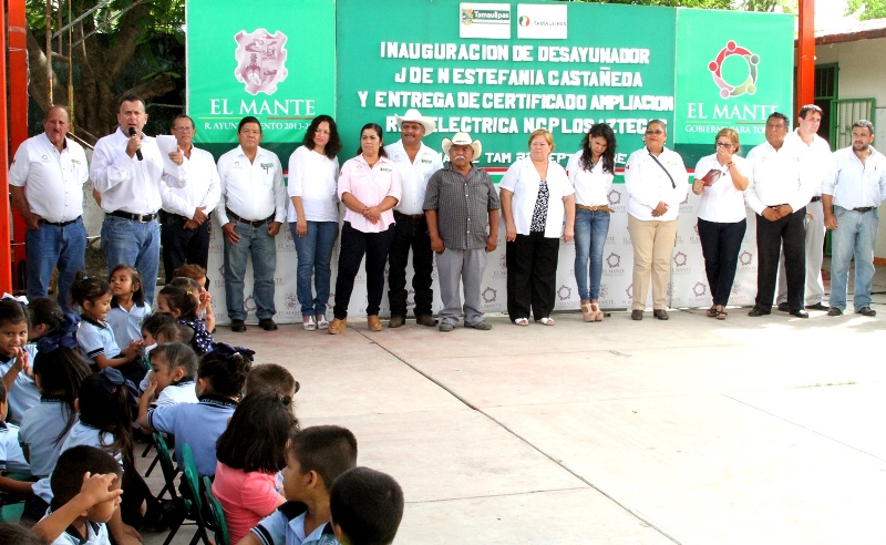 Inaugura Pablo desayunador escolar en Los Aztecas