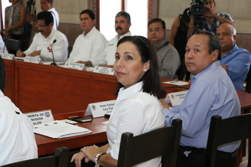 Autoridades municipales y de Salud, en conjunto con la sociedad, conjugan acciones para prevenir más casos de dengue y chikungunya en Tampico