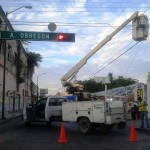 Continúa mejoramiento del sistema de alumbrado público en la ciudad