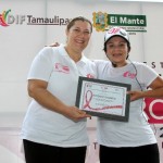 Mantenses se unen a la campaña estatal “Vive Fuerte, Vive Rosa”
