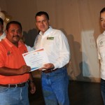 Asiste Pablo a Festival del Día del Personal Voluntario del IMSS