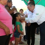 Pone en marcha Gustavo Torres pintado de fachadas del PRONAPRED 2015 en el sector Tancol