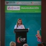 Egidio y María del Pilar entregan la nueva Casa DIF