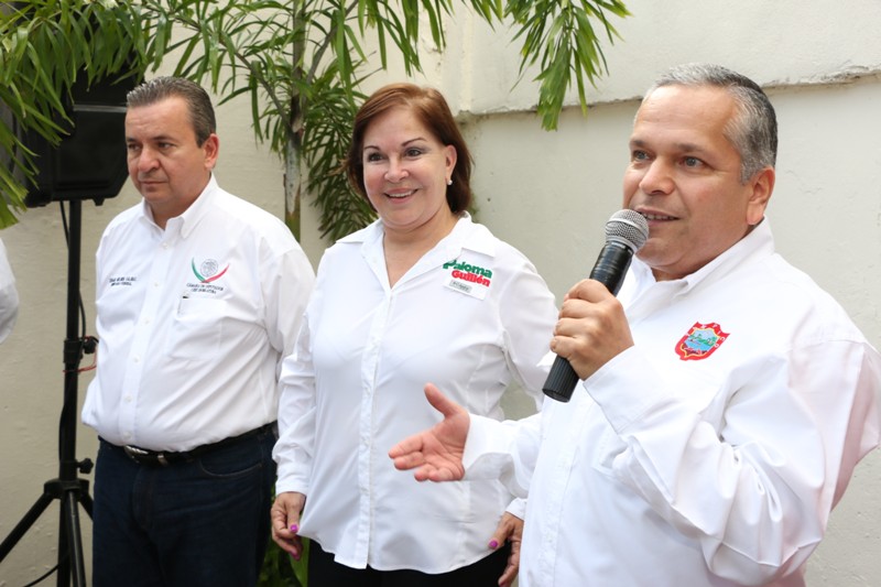 Asiste Gustavo Torres Salinas a la inauguración de la casa ...