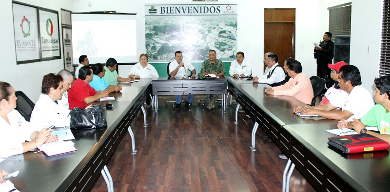 Se preparan en Mante para el Desfile del 20 de Noviembre