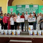 Entrega Pablo recursos del programa Escuelas de Calidad